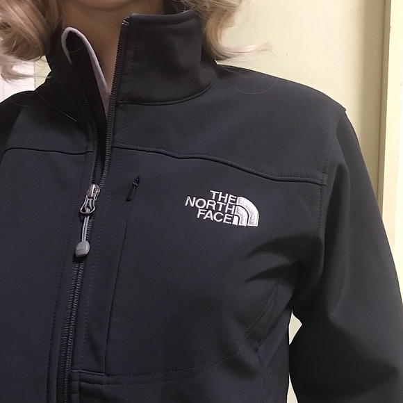 🌼NEW🌼 North Face Jacket - Picture 2 of 14